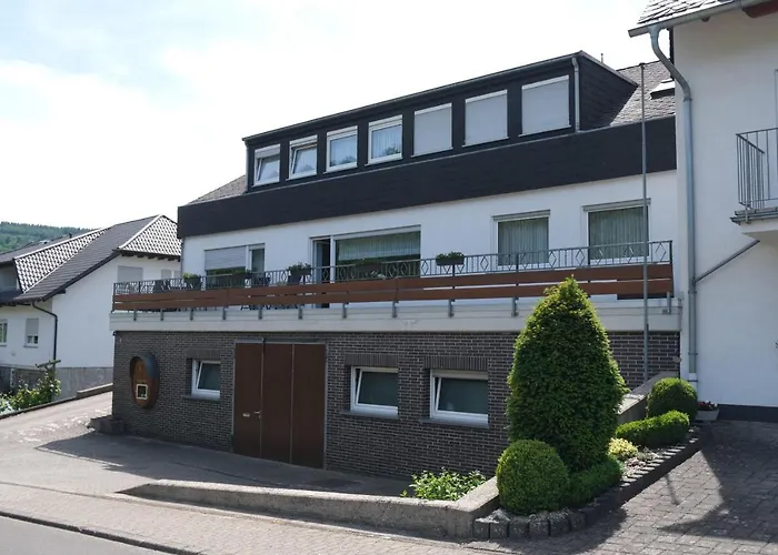 Weingut & Gaestehaus Mees
